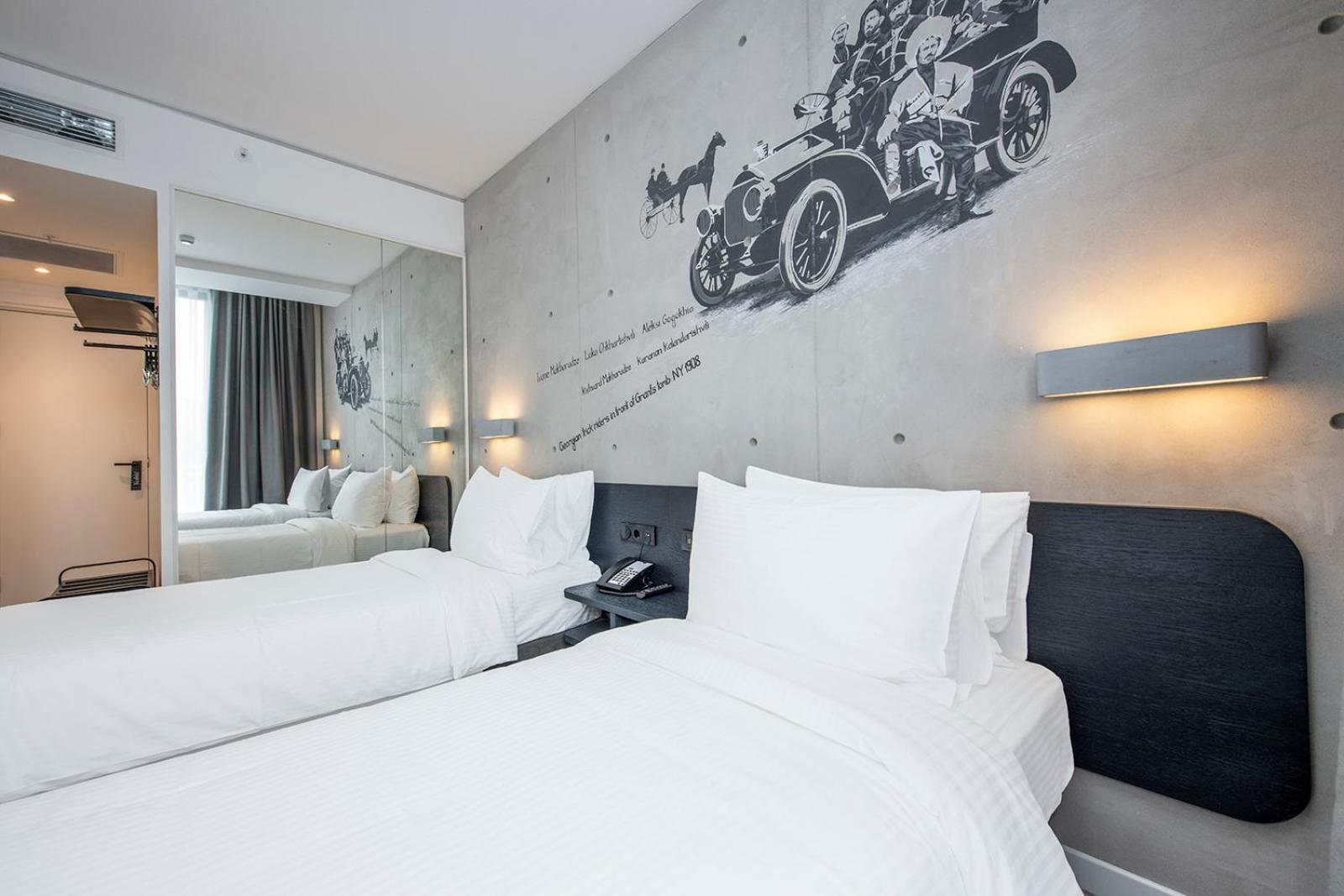 מלון Golden Tulip Design טביליסי מראה חיצוני תמונה